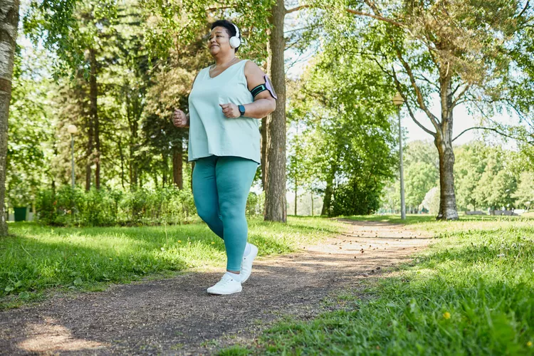 What Is Proper Walking Form? Expert Tips on Posture, Foot Placement, and Shoe Choice
